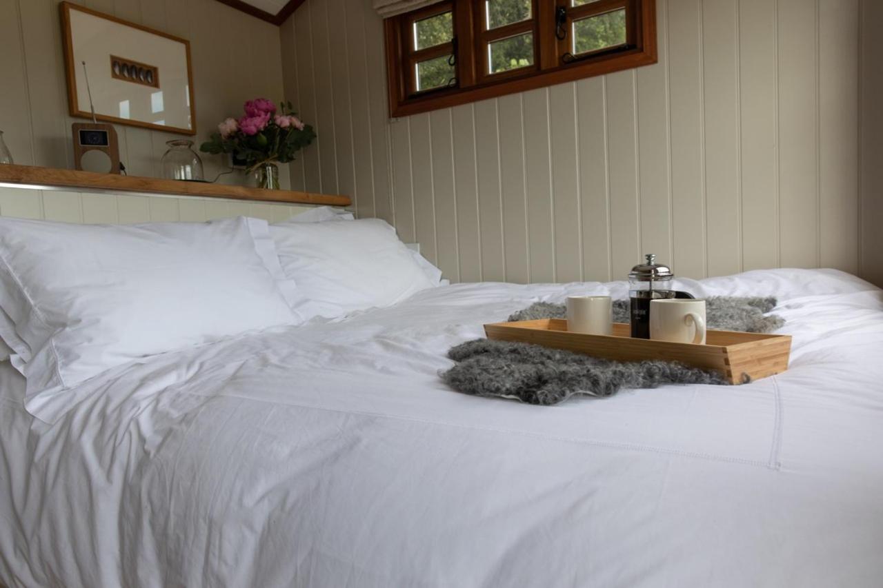 Luxury, Rural Shepherds Hut With Hot Tub Nr Bath Bristol Exteriör bild